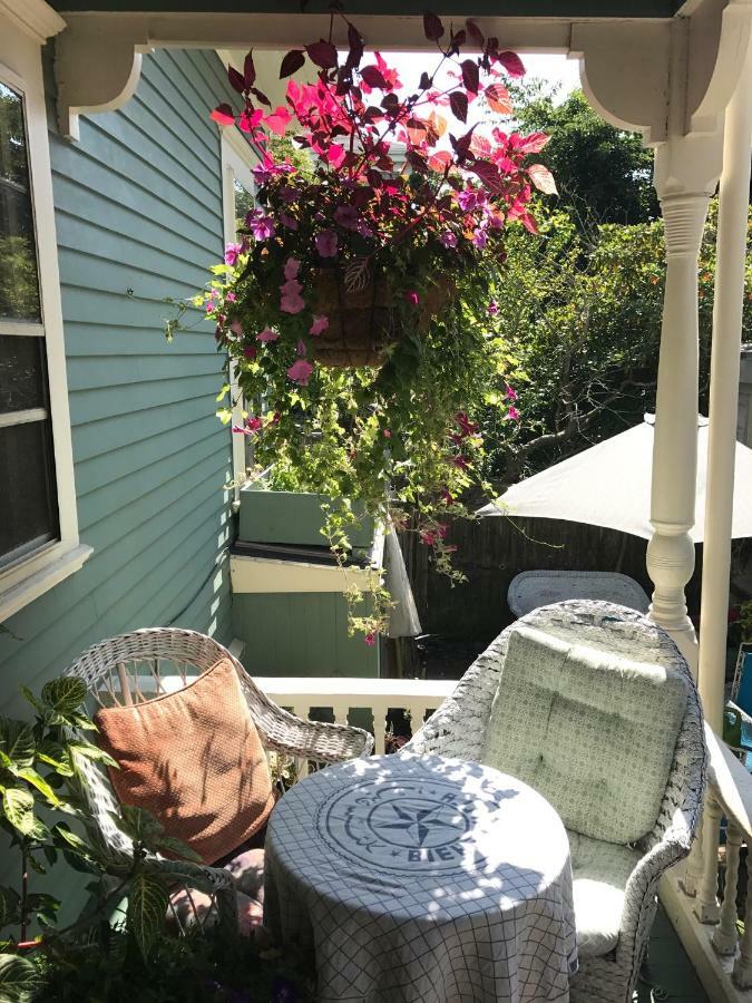 Austin House Inn Newport Bagian luar foto